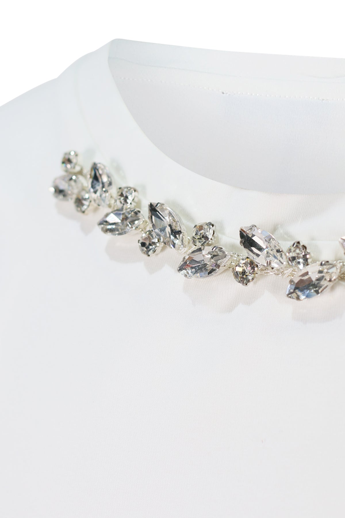 FJTS02950.WHITE.03.jpg