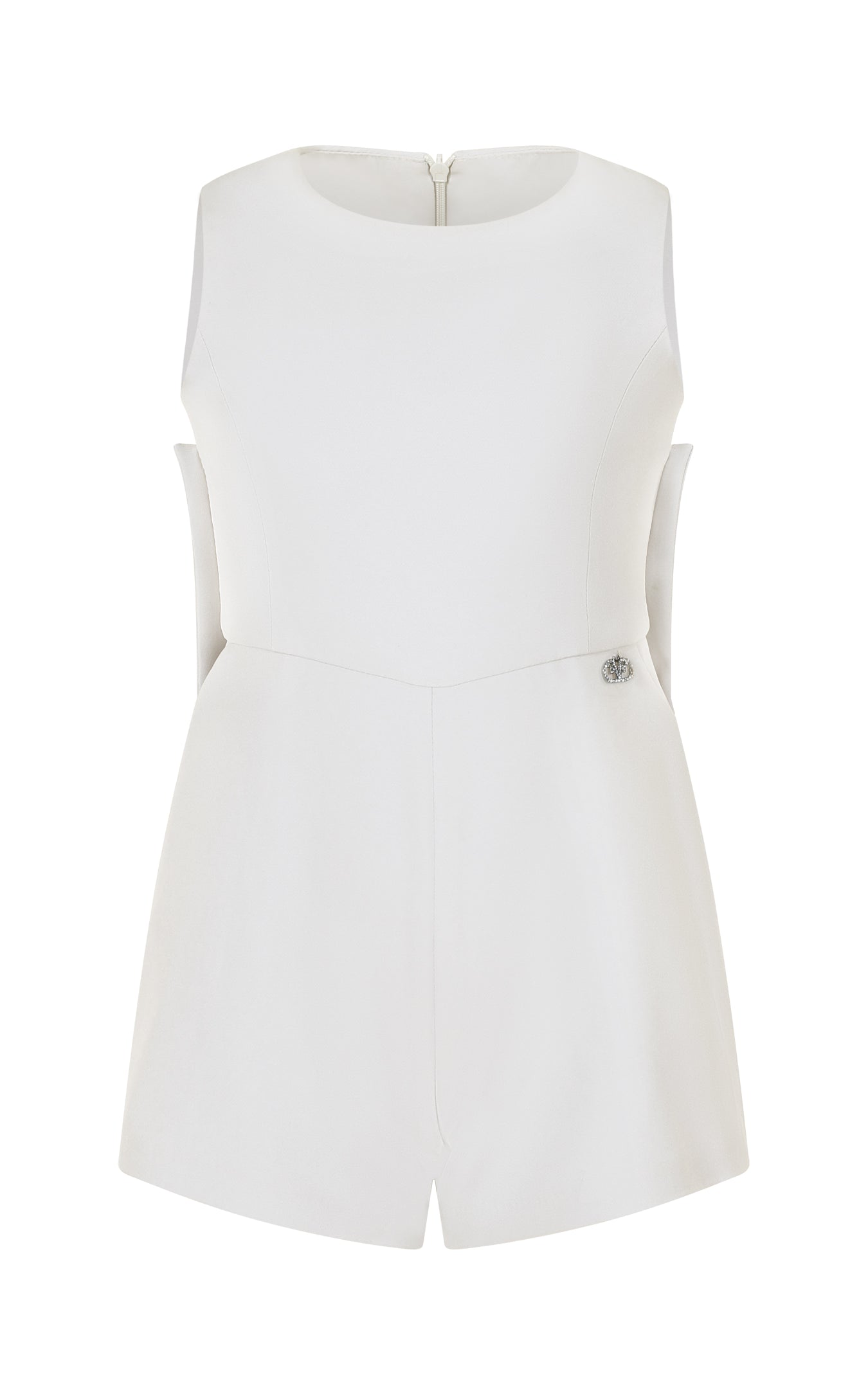 FNCBJP02835.WHITE.01.jpg