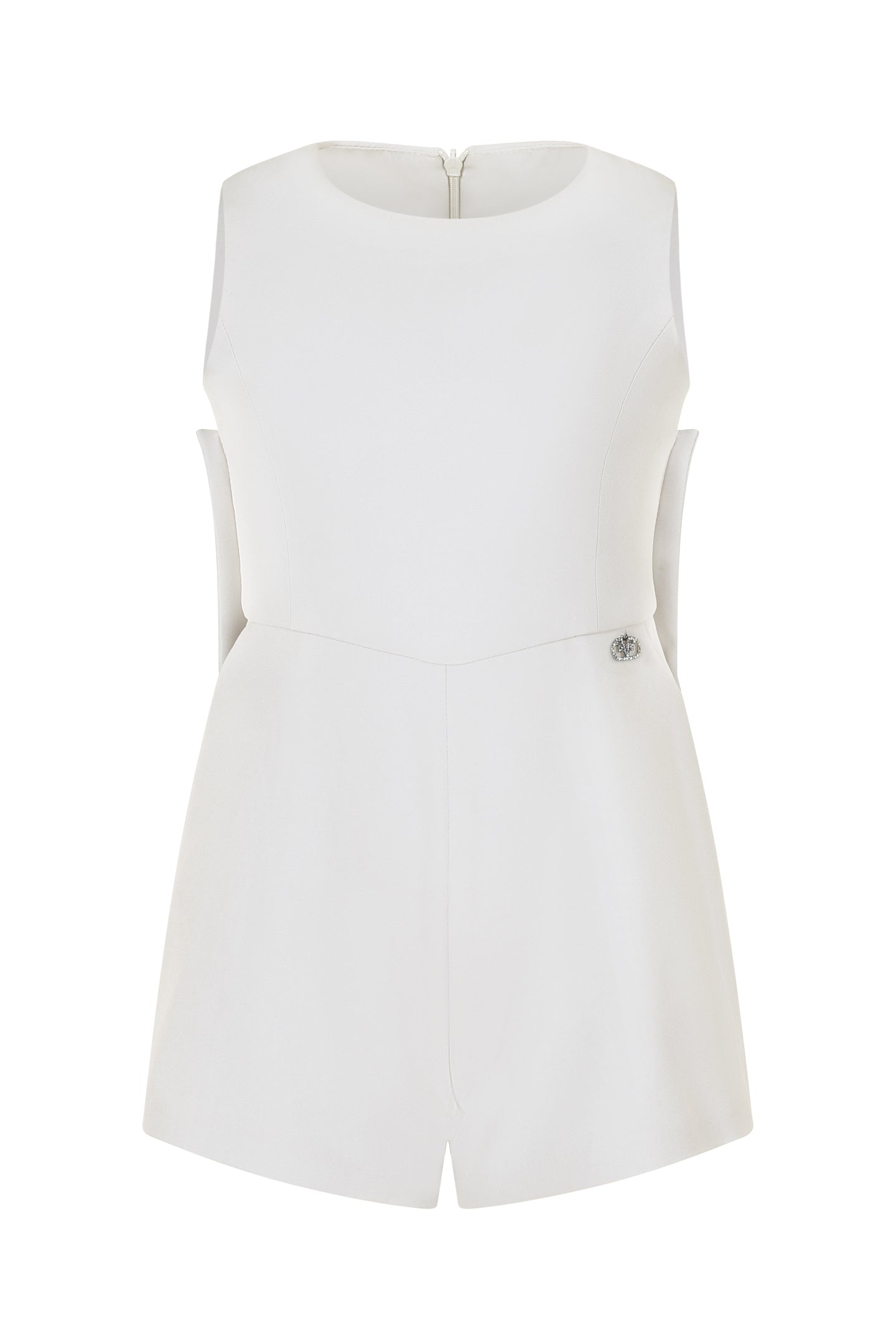 FNCBJP02835.WHITE.01.jpg