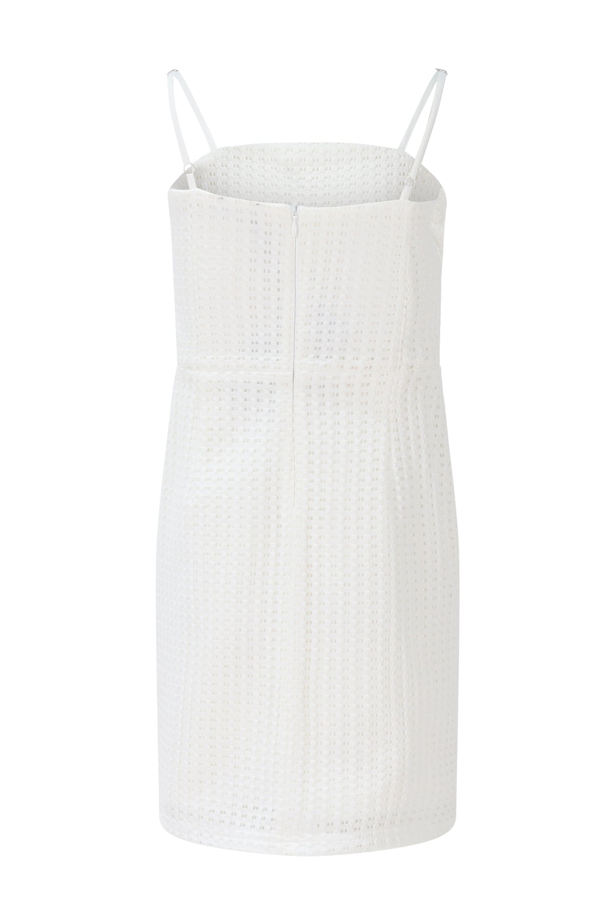 FJDR02946.WHITE.02.jpg