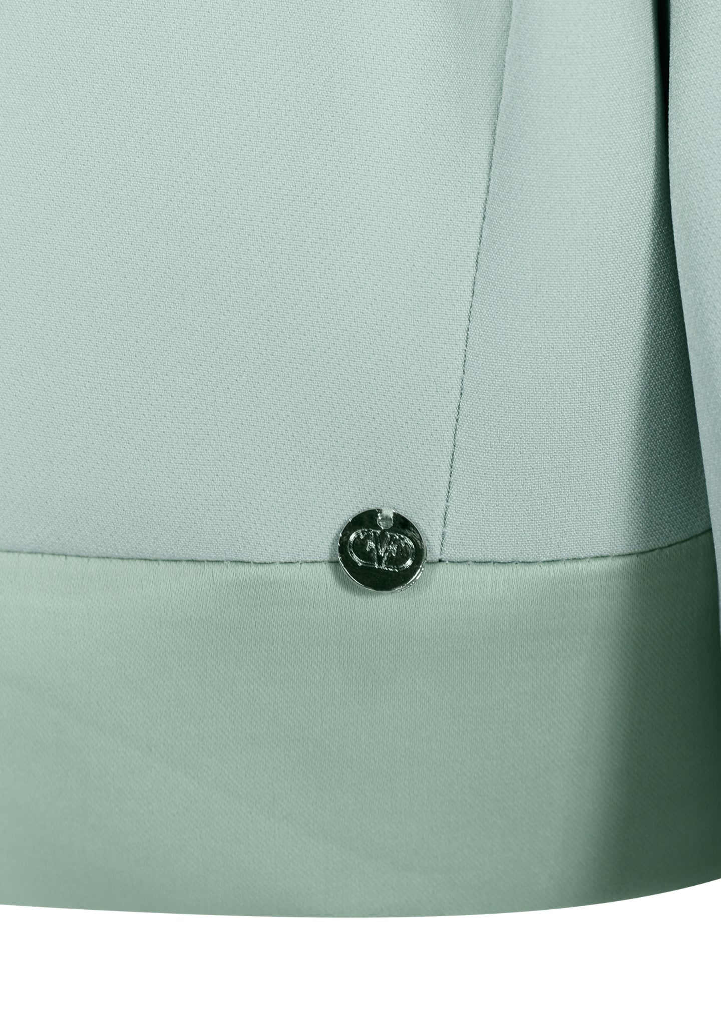 FNCBJK02846.MINT.03.jpg