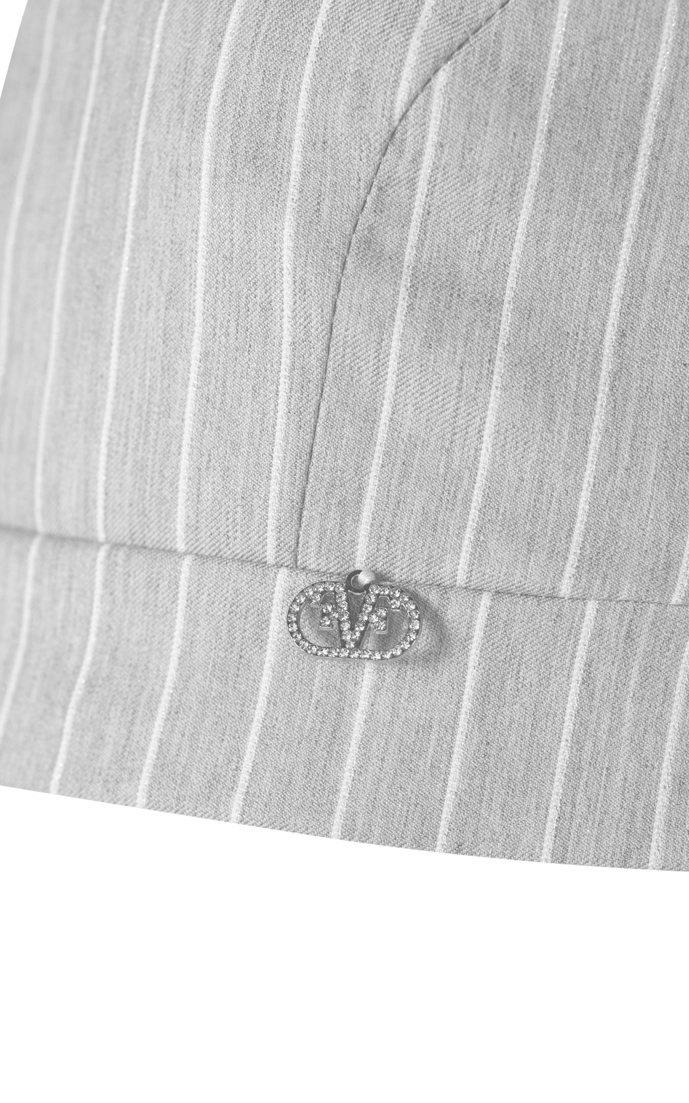 FNCJTP02785.GREY.03.jpg