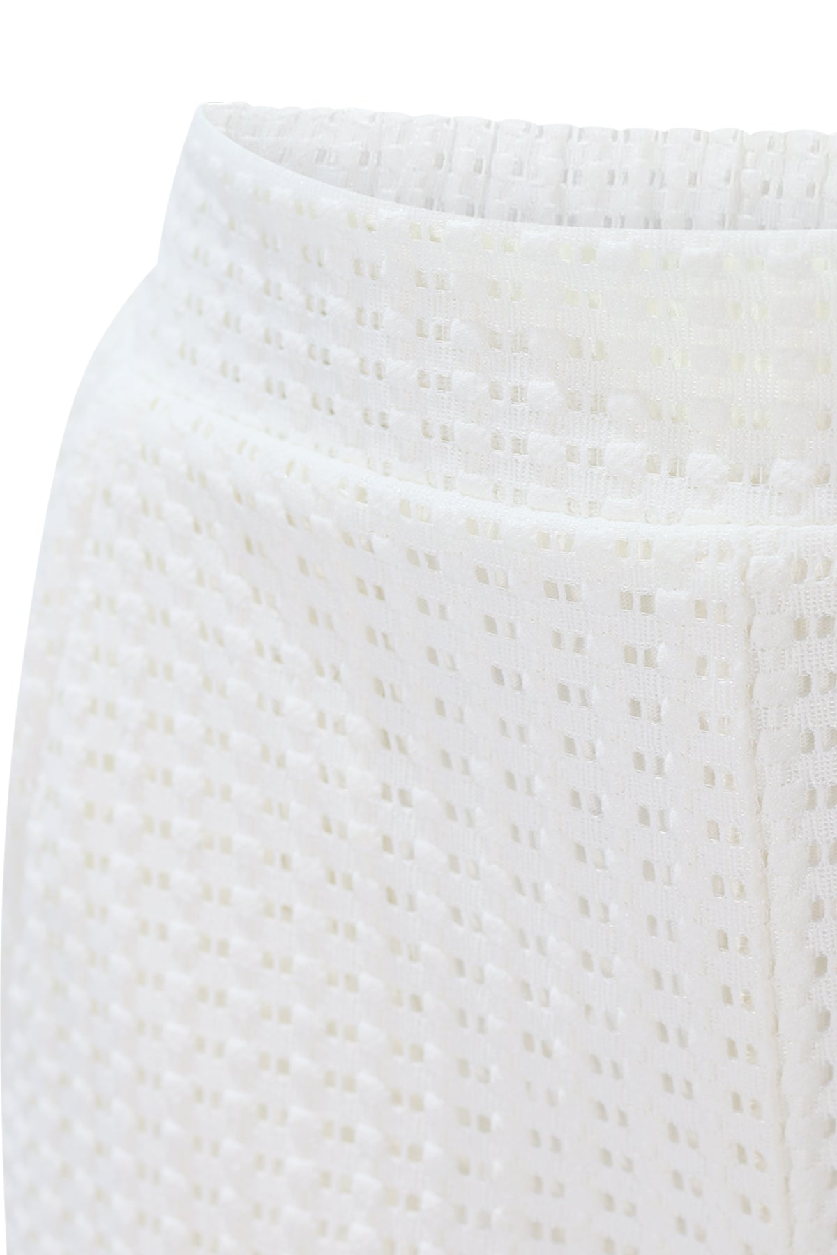 FJPT02945.WHITE.03.jpg