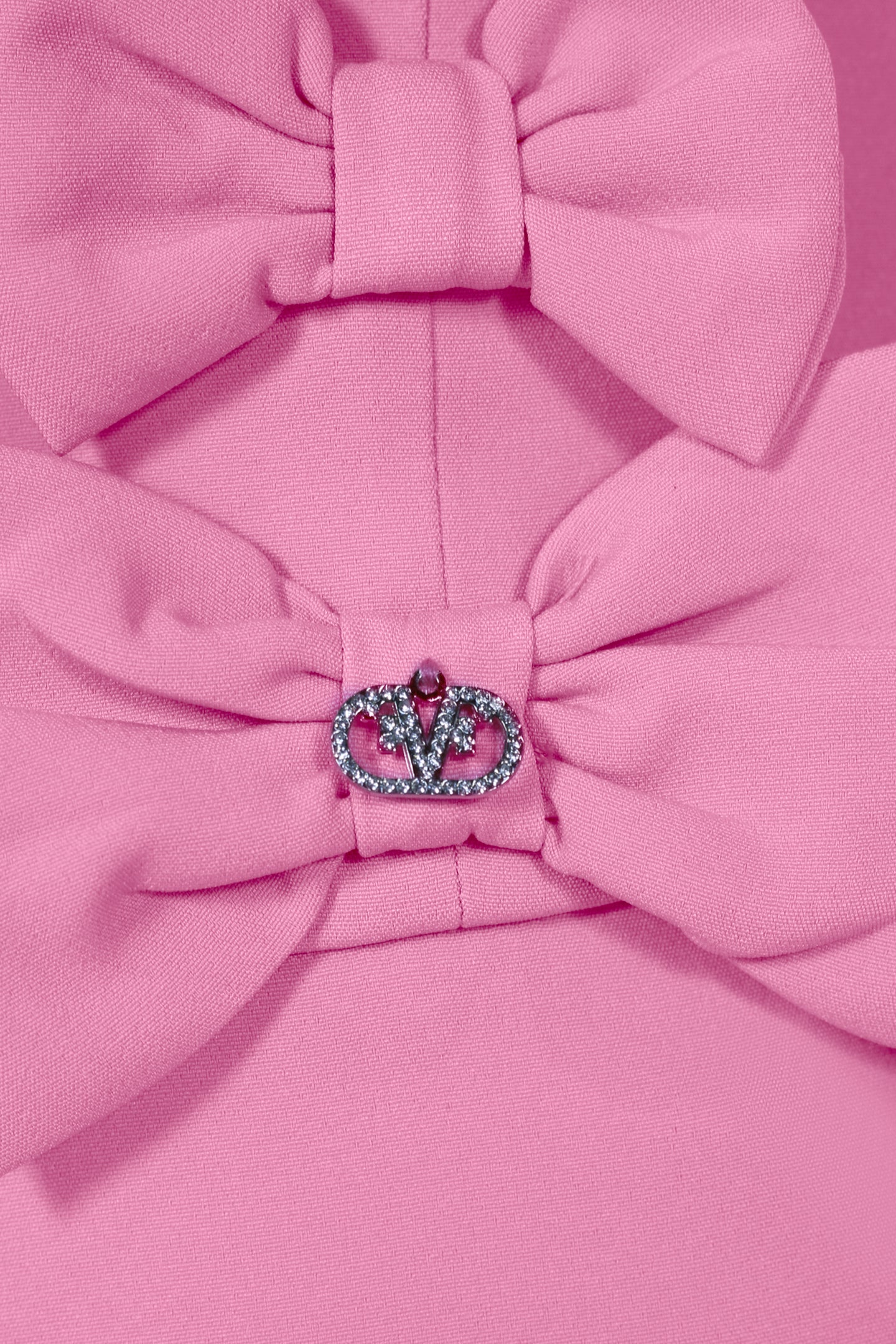 FNCBJP02845.FUCSIA.03.jpg