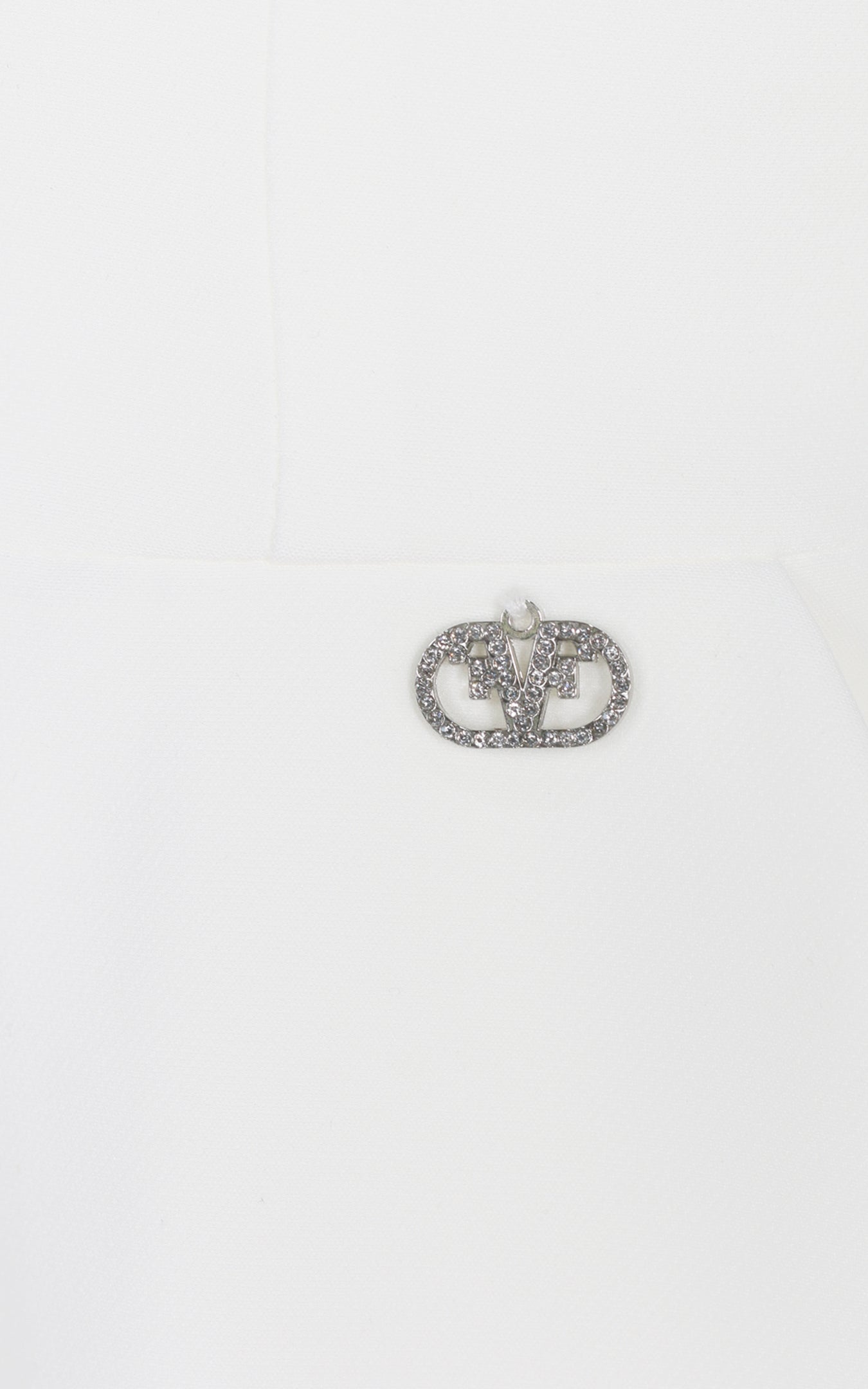 FNCBJP02835.WHITE.03.jpg