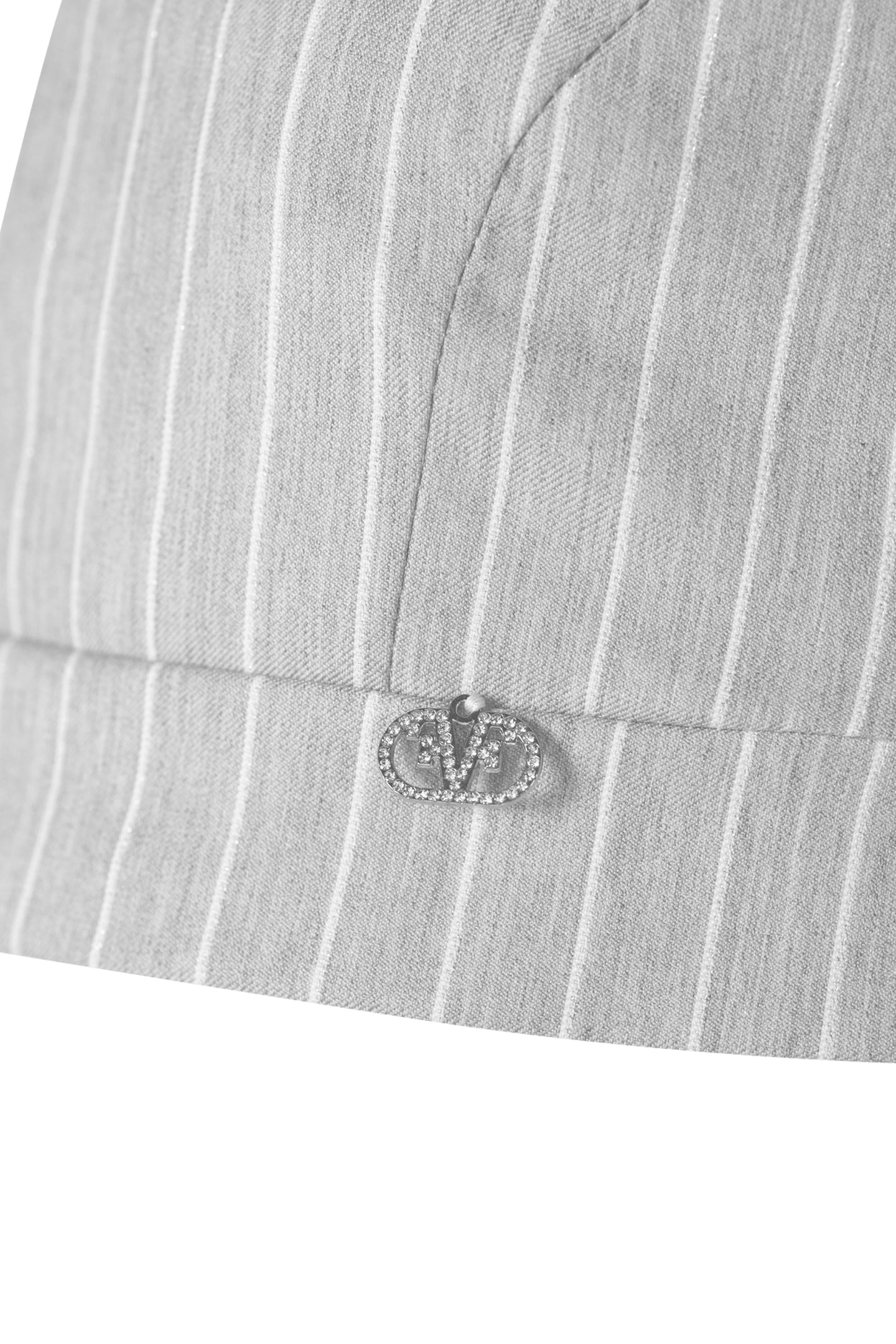 FNCJTP02785.GREY.03.jpg