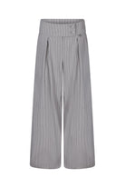 FNCJPT02784.GREY.01.jpg