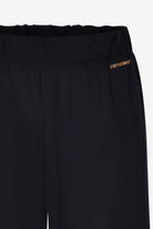 JMJPT01256.BLACK.3.jpg