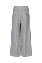 FNCJPT02784.GREY.02.jpg
