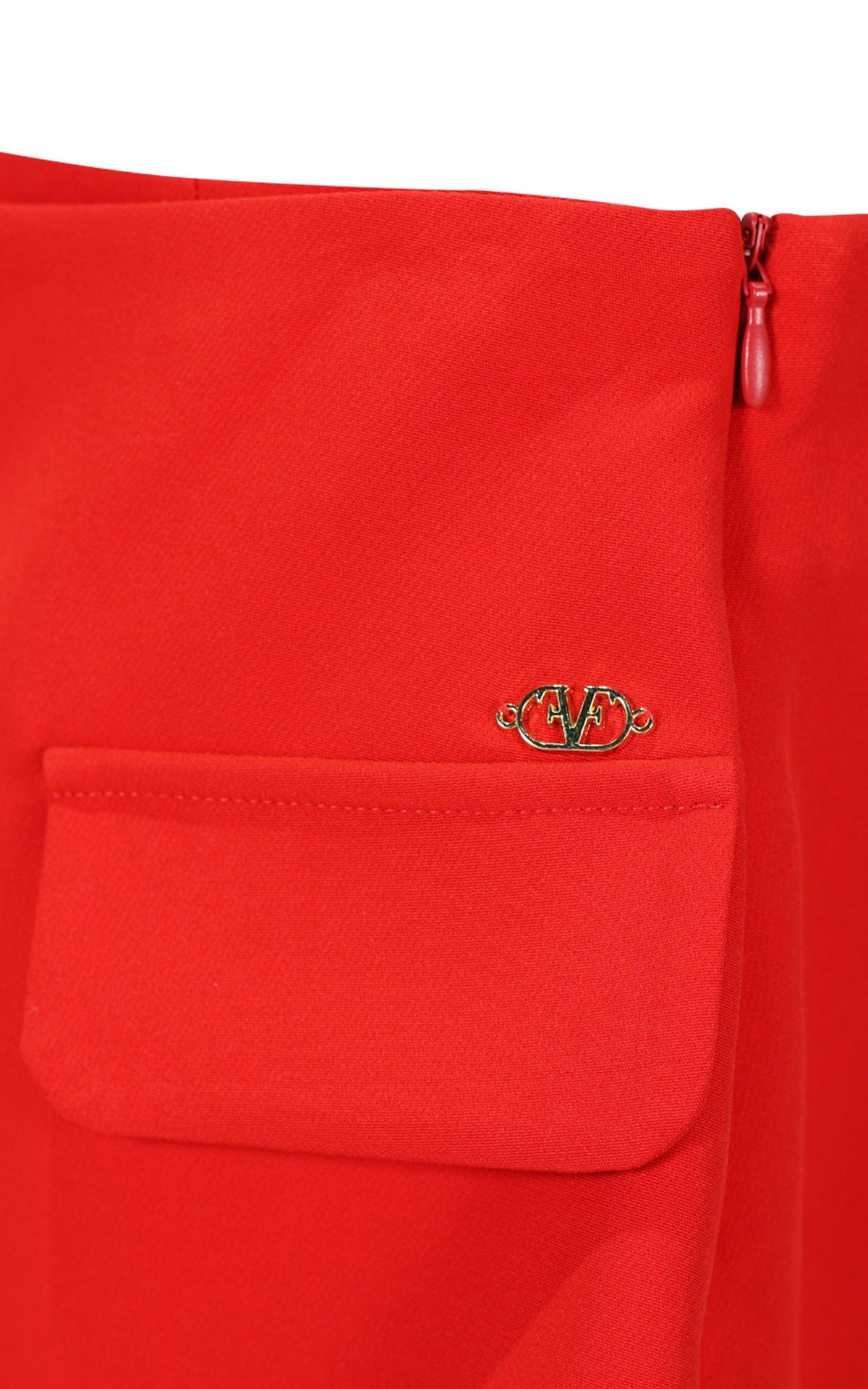 FJSO03095.RED.03.jpg